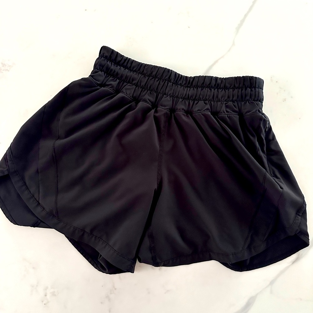 Lululemon Hotty Hot High Rise Lined Shorts 4”